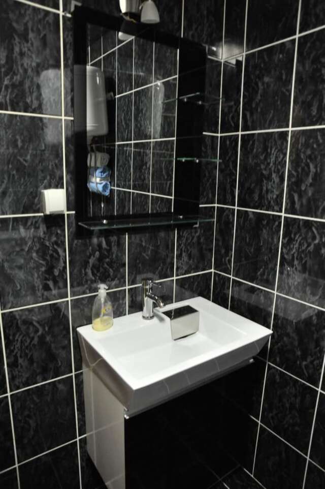 Гостевой дом Guesthouse Prenociste Faraon Плевля-17