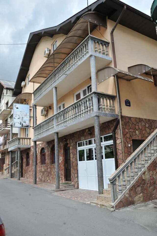 Гостевой дом Guesthouse Prenociste Faraon Плевля-21