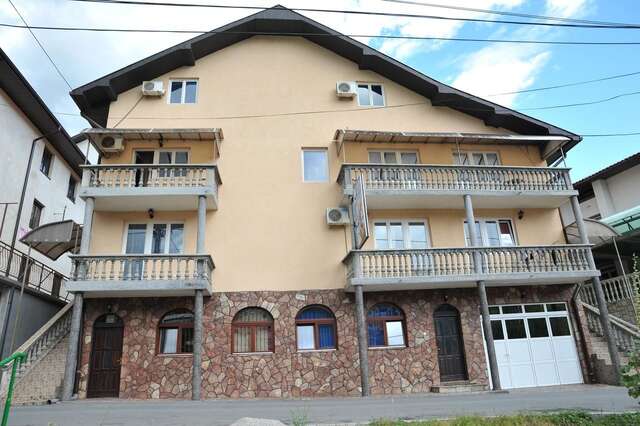 Гостевой дом Guesthouse Prenociste Faraon Плевля-22